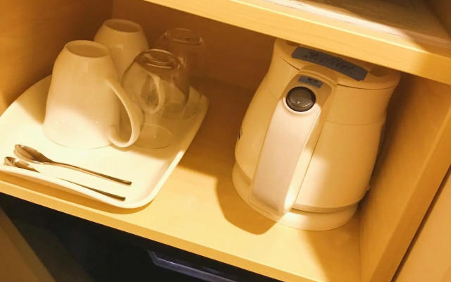 Отель Smile Hotel Shinagawasengakujiekimae