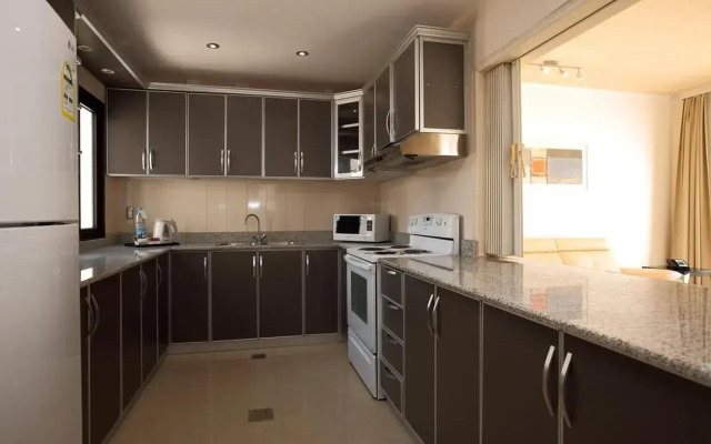 Golden Tulip Dana Bay Resort