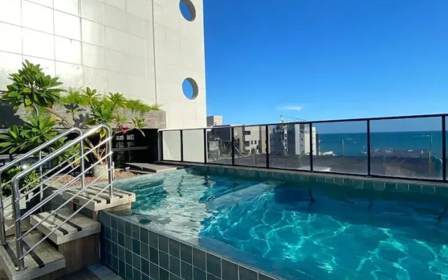 Edificio Promenade II Apt 205