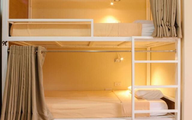 The Teepee Place Hostel & Residence Inn by OYO