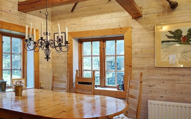 6 Person Holiday Home in Hamburgsund