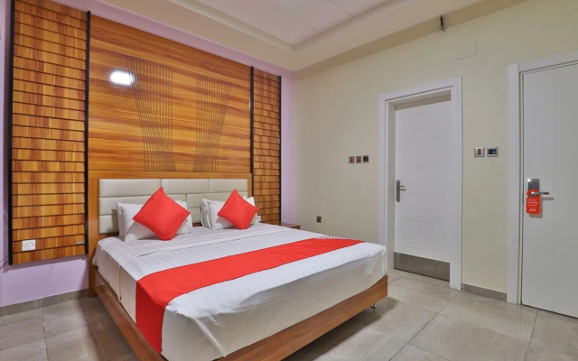 Blue Diamond Hotel