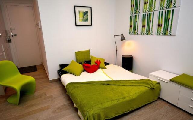 Center of Barcelona - Travel Support