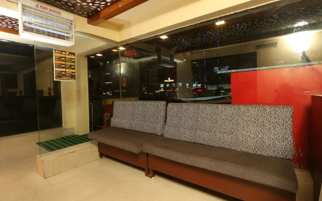 Oyo 22950 Royal Grand