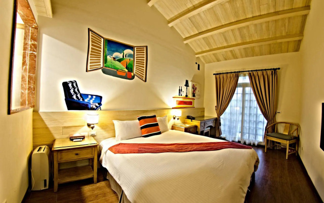 Sasa Nor Lamour B & B