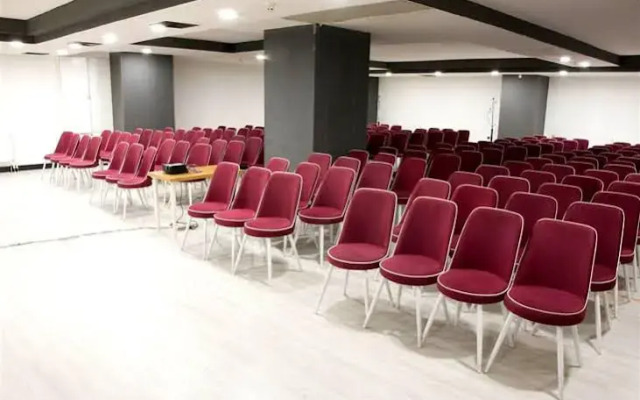 The Garden Otel