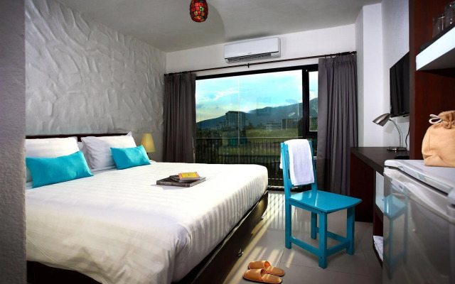 WE Valley Hotel