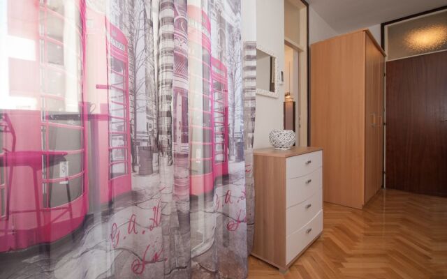 Studio apartment Tina