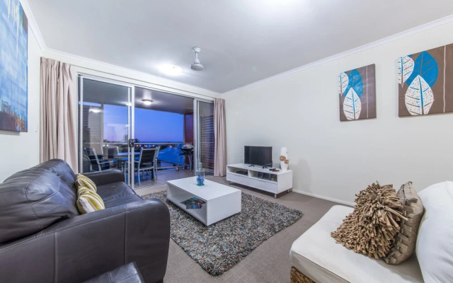 Alpha 8 on Waterson - Airlie Beach