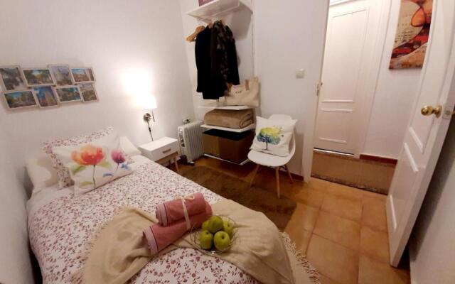 Sevilla Centro Catedral Bohemian & Suites Arenal - Parking