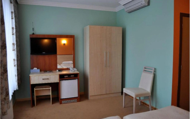 Hotel Prestige