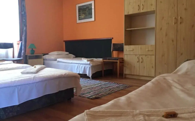 Apartman Dóra