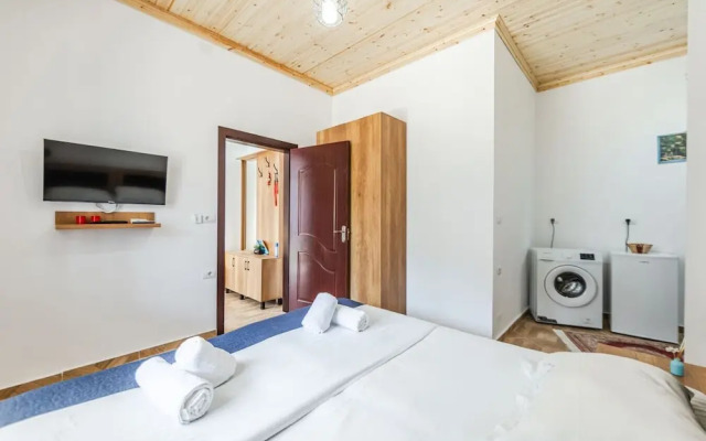 Saraci Rooms 1 in Gjirokast r