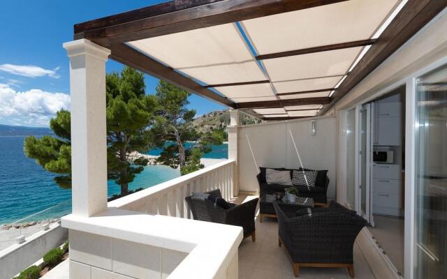 Apartments Villa Carica
