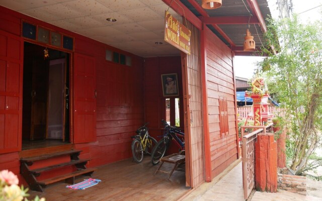 World Homestay