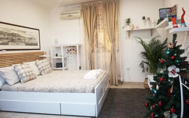 Lorenzo's Art Studio