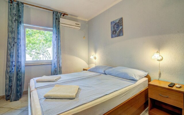 Nice Apartment in Senj With Wifi