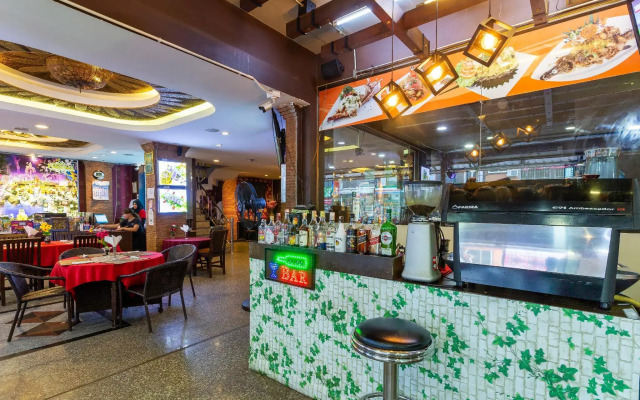 Tanawan Phuket Hotel