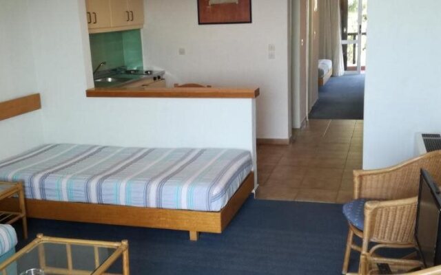 Apollon Suites