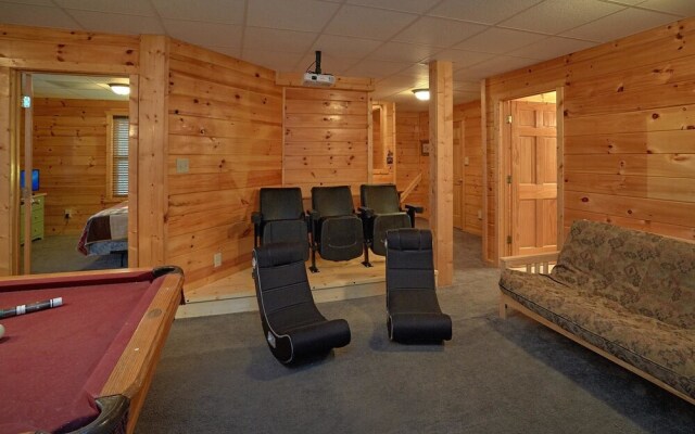 Moonshiners View Apartment 2