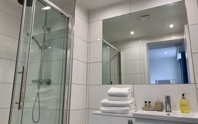 Clyde Waterfront Apartments