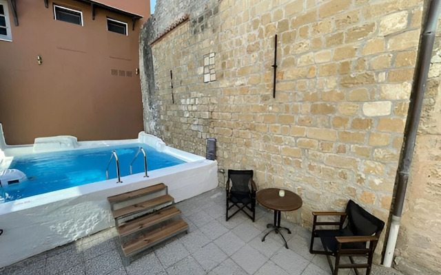 utopia luxury suites
