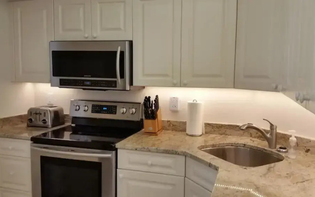 South Seas Tower 3 1009