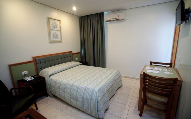 Hotel Cinelândia - Buenas Hoteis - Centro - São Paulo - SP