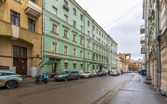 Smart Host на бульваре Страстной