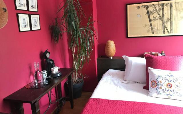 Blaine's: A B&B and private dining....