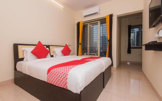 OYO 15119 Vista Service Apartment