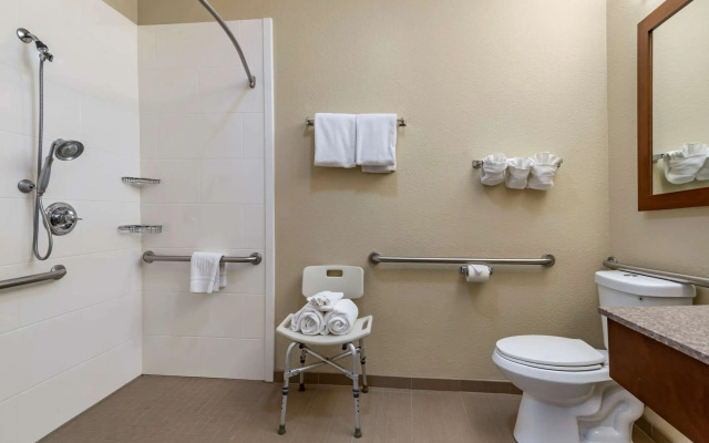 Comfort Inn & Suites Texas Hill Country