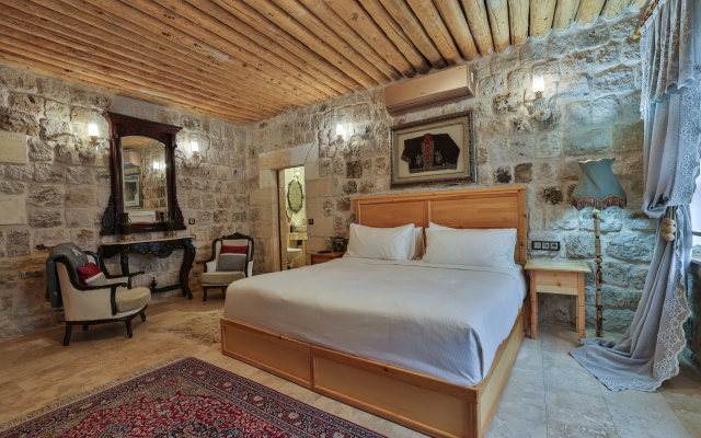 Elika Cave Suites Cappadocia, Curio Collection by Hilton