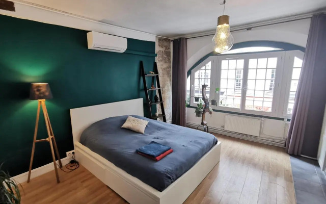 Central & Nice ! 3 Bedrooms, 2 Bathrooms