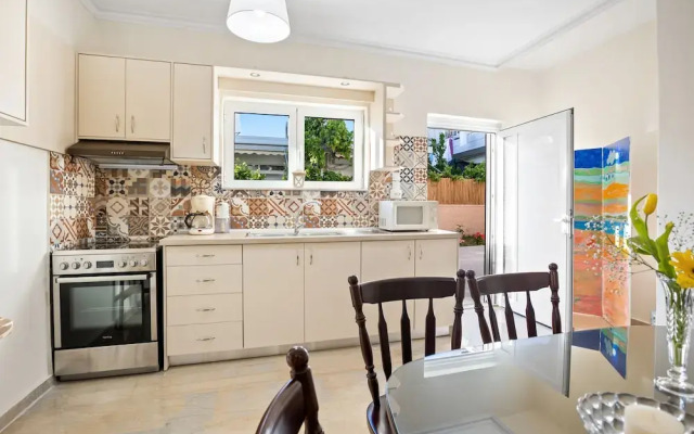 Dragonfly Apartment in Chania