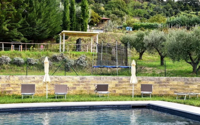 Apartment in a Farmhouse With Swimming Pool