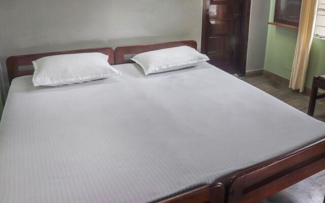 SPOT ON 49477 Hotel Galaxy