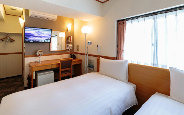 Toyoko Inn Tokyo Tozai Line Nishikasai – Guest Rooms – Tokyo