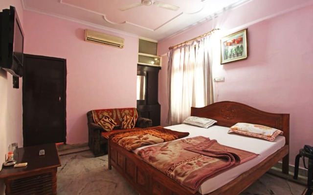Hotel Saarthi