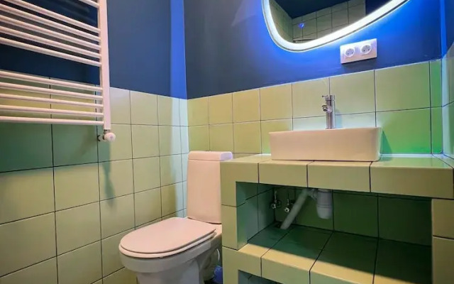 Black Tomato Hostel Kutaisi