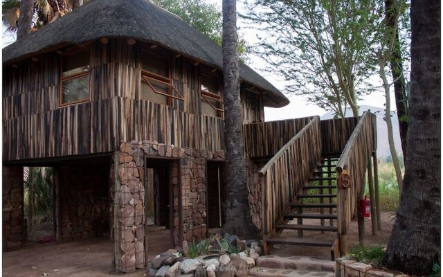 Epupa Falls Lodge