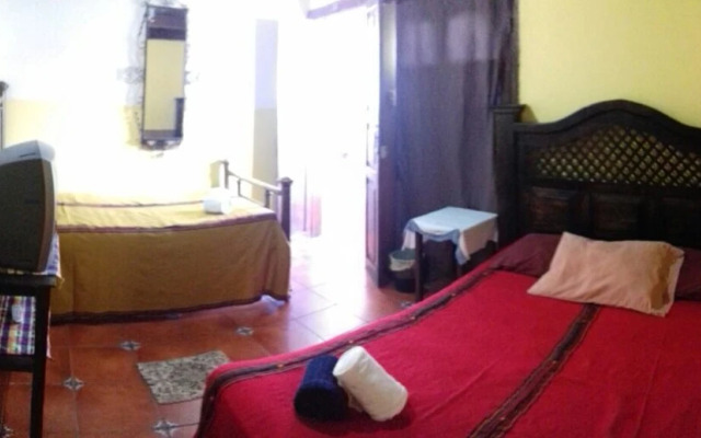 Hotel San Cris