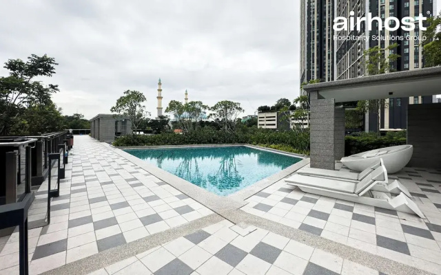 Met1 Residences Mont Kiara by Airhost