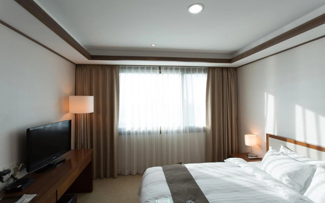 Narsha Hotel