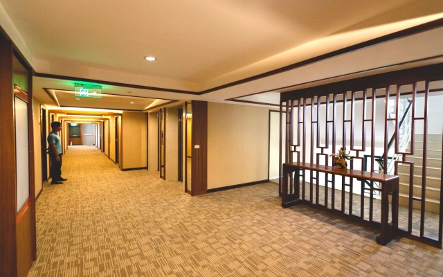 Asia Hotels Group - Poonpetch Chiangmai