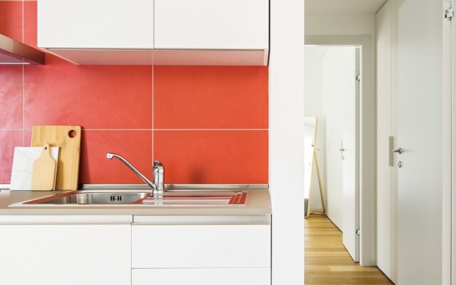 JOIVY Stylish 1-Bedroom Flat