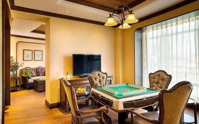 Kunming Oceancube Spa Holiday Hotel