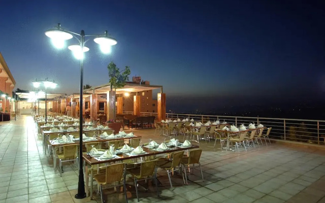 Safir Bhamdoun Hotel
