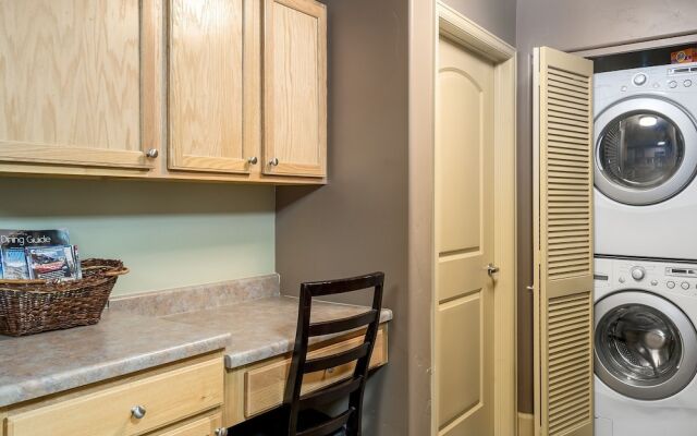 First Tracks 4204 2 Bedroom Condo