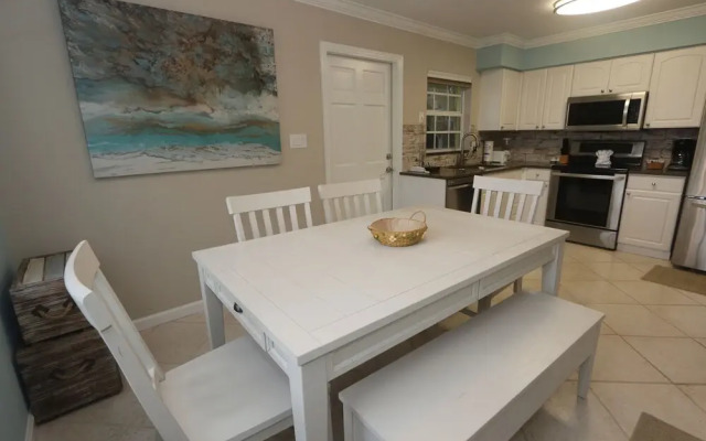 Cabana Beach Club by RVA